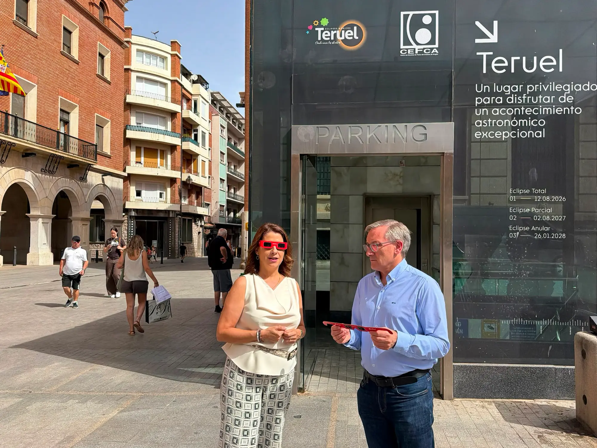 El Ayuntamiento repartirá más de 37.000 gafas homologadas para que todos los turolenses disfruten con seguridad del eclipse total de Sol