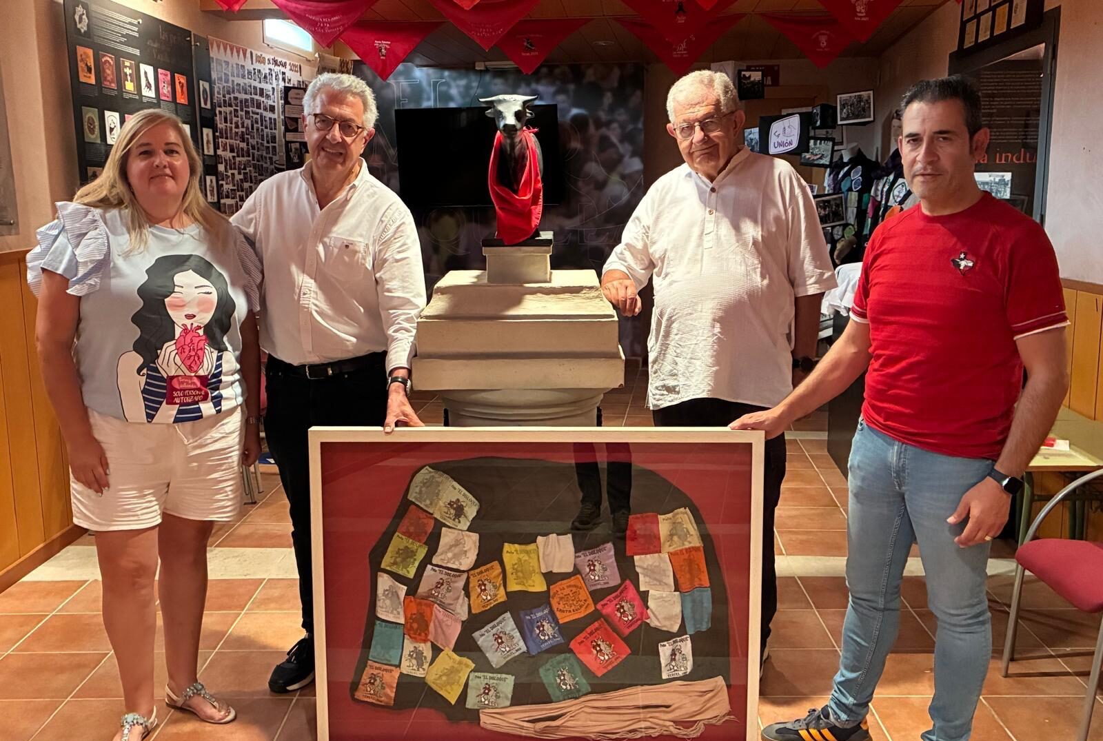 El Museo de la Vaquilla incorpora la indumentaria de “Chelu”, un referente histórico de la Peña “El Disloque”
